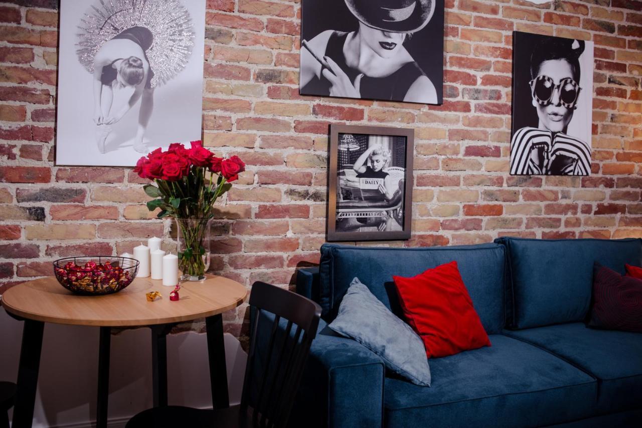 Apartament Dla Doroslych "Papierki Po Cukierkach" Lublin Buitenkant foto
