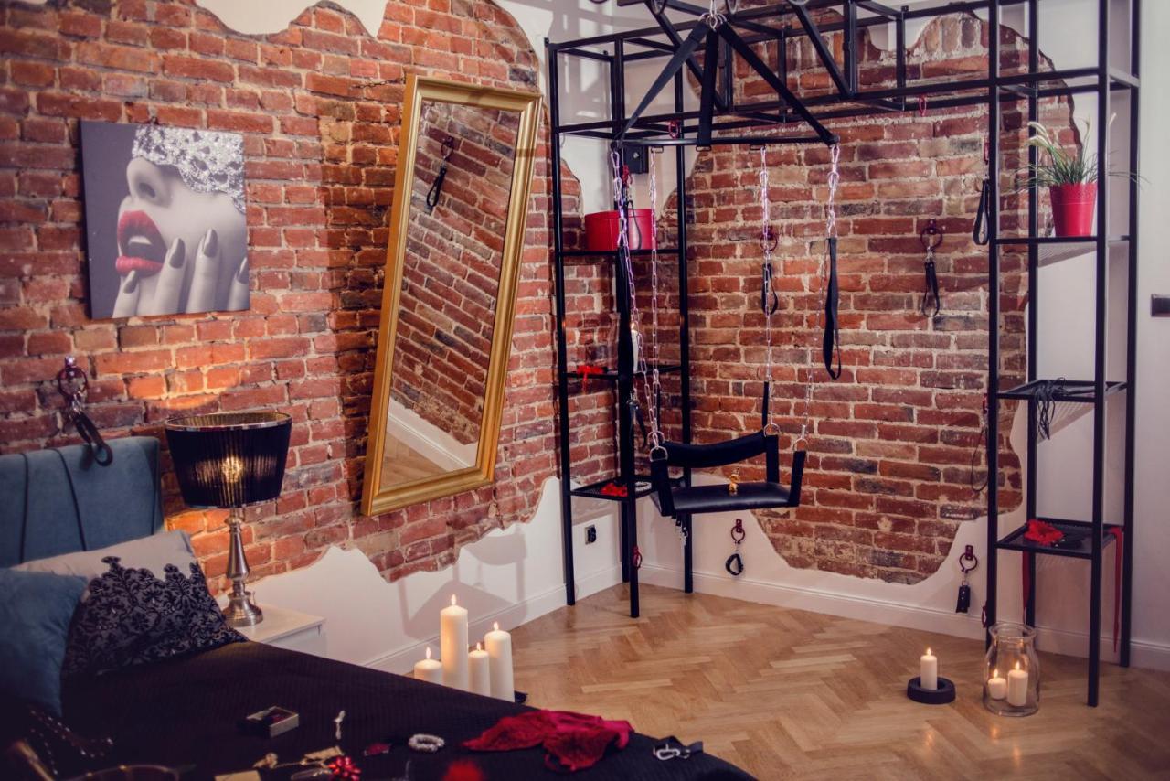 Apartament Dla Doroslych "Papierki Po Cukierkach" Lublin Buitenkant foto